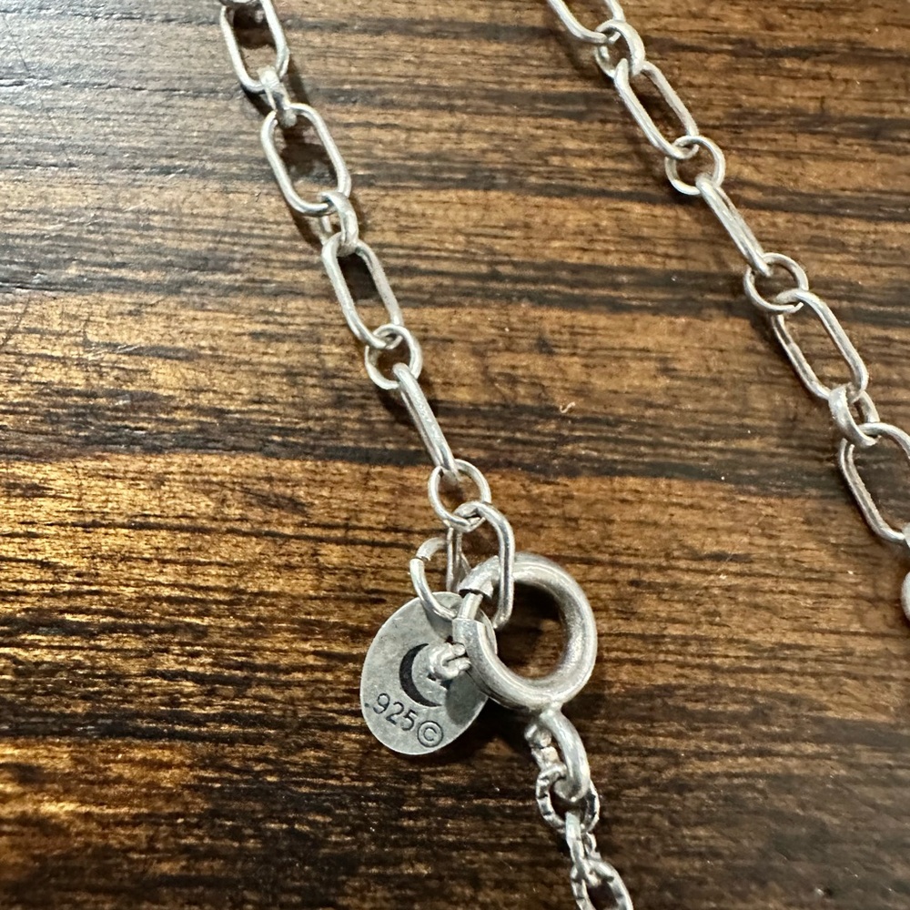 Relios Oxidated Pendant - Picture 4 of 7